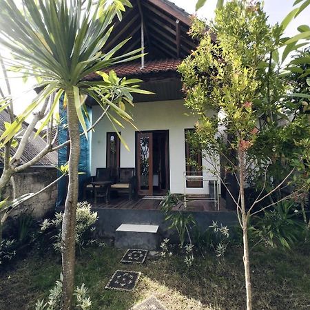 The Banana House Hotell Sakti Exteriör bild